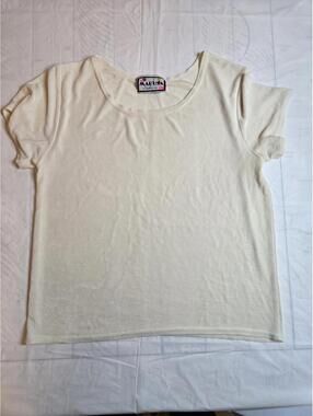 Maetum Medium Cream Acetate Lycra Short Sleeve Top